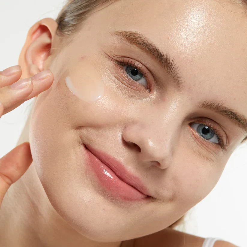 MEDICUBE GÖZENEK SIFIRLAYICI SERUM