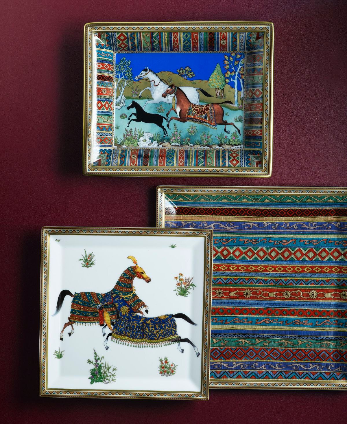 CHEVAL D'ORIENT LÜKS KÜL TABLASI & MÜCEVHER KUTUSU - Cece Decór